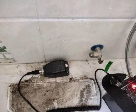 江城屋顶漏水维修公司分享下卫生间漏水的危害及解决方法
